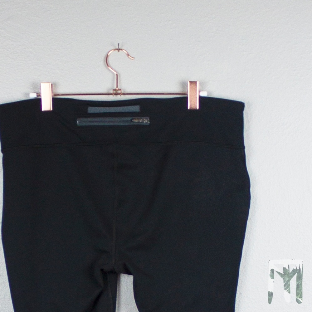 Under Armour Fly-By Compression Capri Leggings